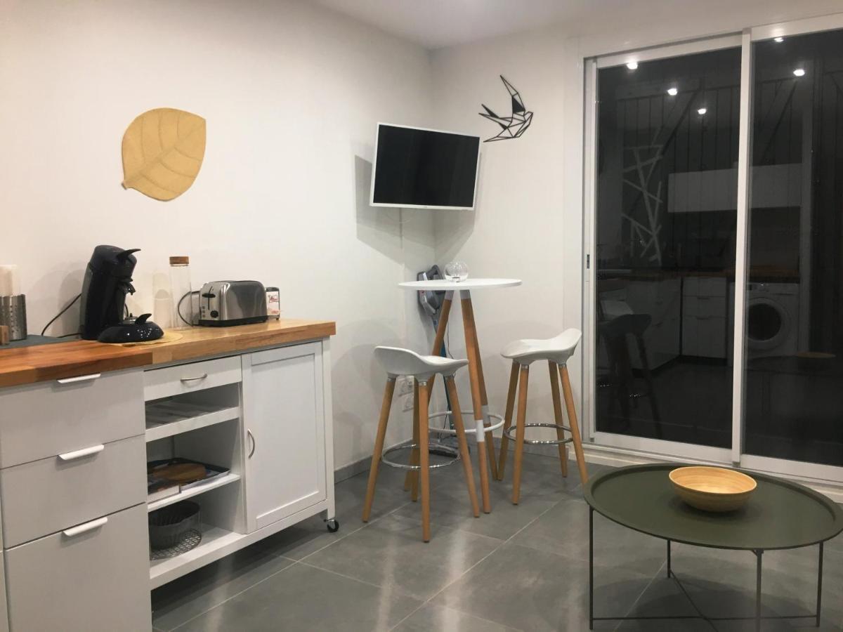 Studio Cosy Proche Mer Saint-Cyr-sur-Mer Extérieur photo